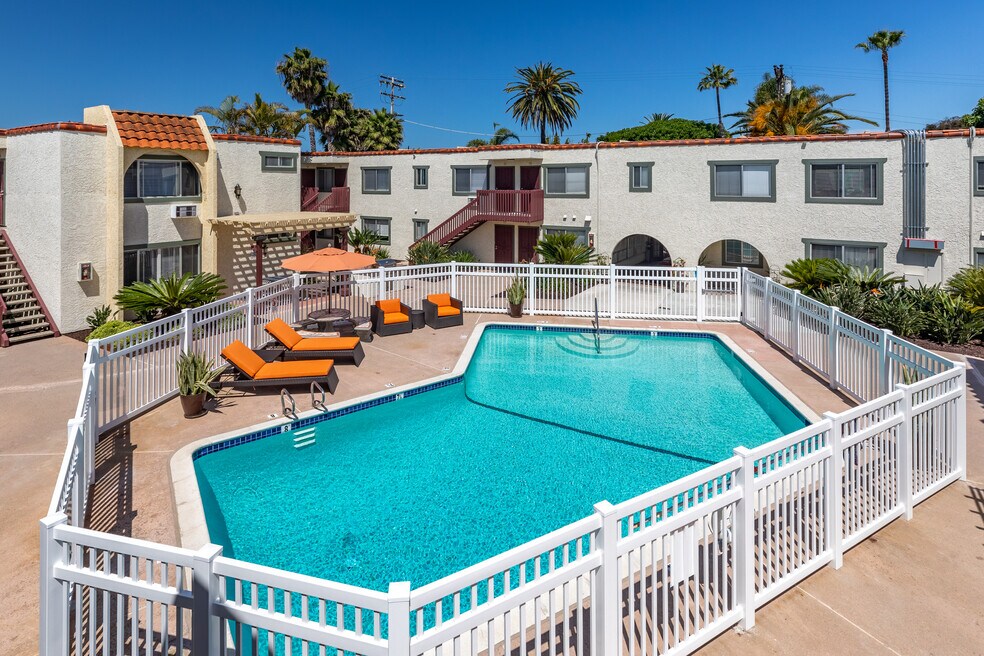 Laurel Tree Apartments Carlsbad, CA Apartments For Rent