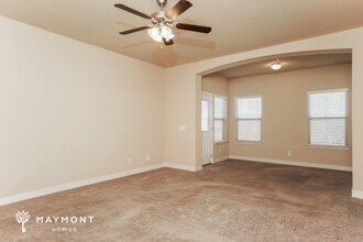 12611 Ponder Ranch in San Antonio, TX - Building Photo - Building Photo