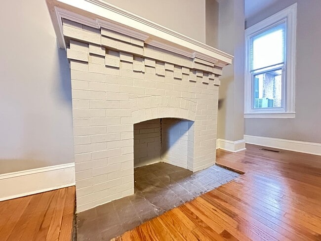 5604 Whitby Ave in Philadelphia, PA - Building Photo - Building Photo