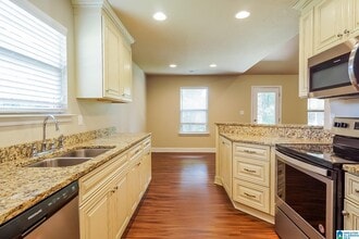 125 Earl Owens Dr in Odenville, AL - Building Photo - Building Photo