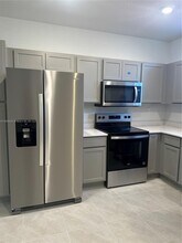 1340 NE 3rd Ave in Florida City, FL - Building Photo - Building Photo