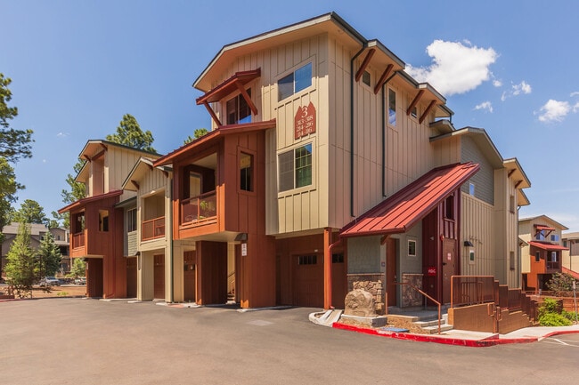 Mountain Trail in Flagstaff, AZ - Foto de edificio - Building Photo
