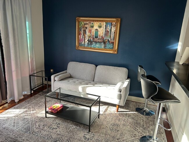 700 E Denny Way in Seattle, WA - Building Photo - Building Photo