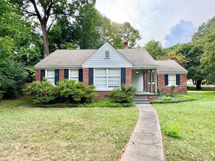 907 Echles St in Memphis, TN - Foto de edificio