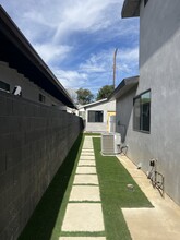 13933 Valerio St in Los Angeles, CA - Building Photo - Building Photo