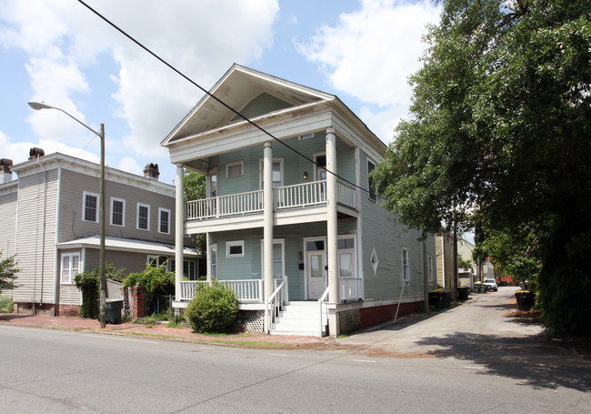 711 Lincoln St in Savannah, GA - Building Photo - Building Photo