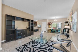 9559 Vega Carpio Ave in Las Vegas, NV - Building Photo - Building Photo