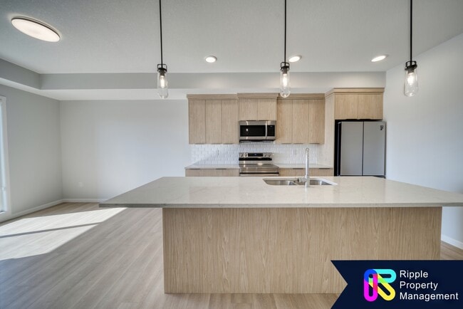 19489 Main St SE in Calgary, AB - Building Photo - Building Photo