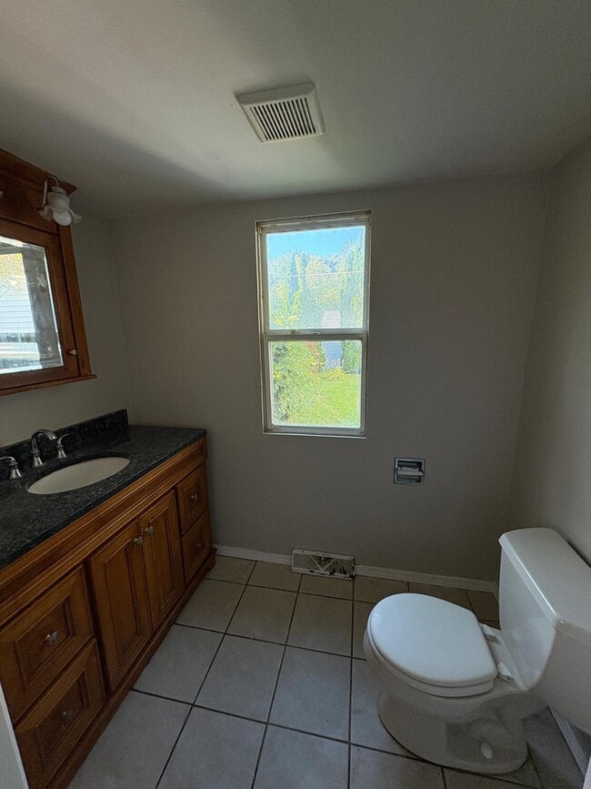 1448 Berdan Ave in Toledo, OH - Building Photo - Building Photo