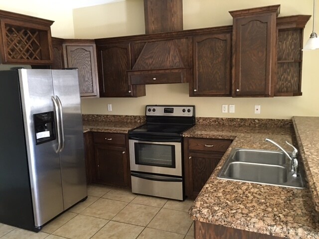 1306 W Kiwi, Unit 1 in Pharr, TX - Building Photo