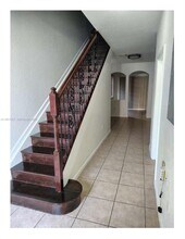 21207 NW 14th Pl in Miami, FL - Building Photo - Building Photo