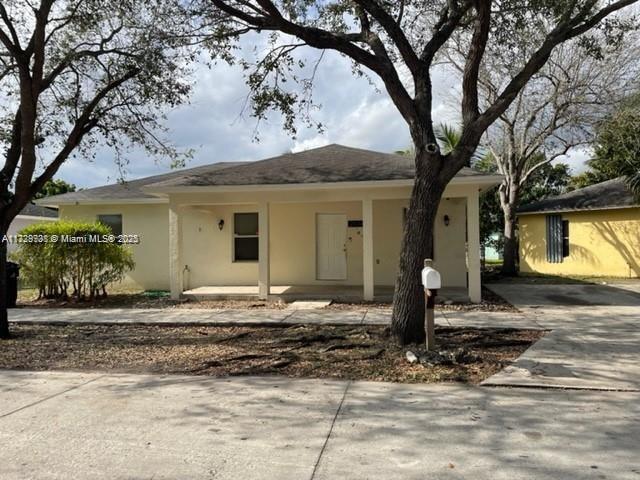 24344 SW 130th Pl in Homestead, FL - Building Photo