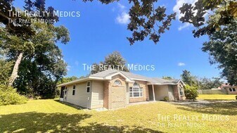 23 Winding Woods Trail in Ormond Beach, FL - Building Photo