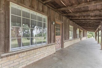 2530 East US Hwy 377 in Granbury, TX - Building Photo - Building Photo