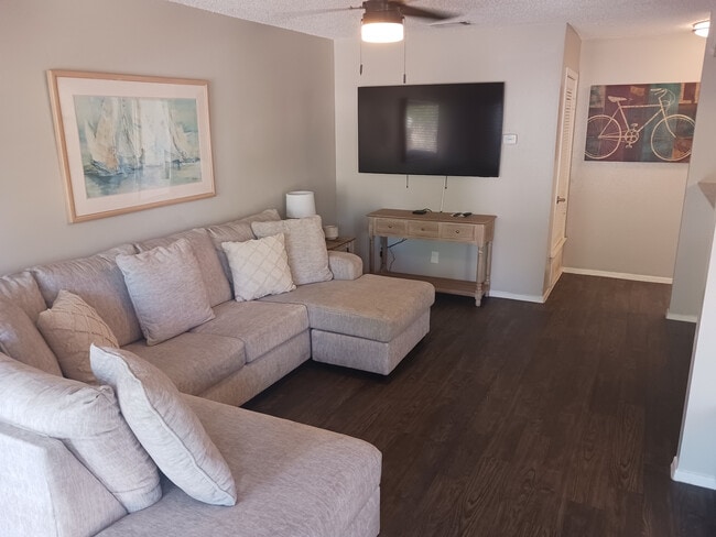 Maple Arms Apartments