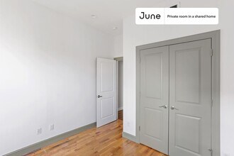 Private bedroom in 4 bed/2 bath Home in New York, NY - Building Photo - Building Photo