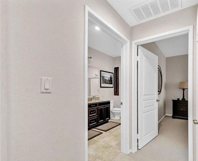 3344 Watermarke Pl in Irvine, CA - Building Photo - Building Photo