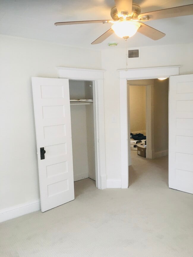 2906 Rutland Ave, Unit 2 in Des Moines, IA - Building Photo - Building Photo