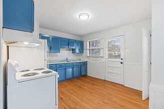 1414 E Pitman Ave in Wentzville, MO - Building Photo - Building Photo