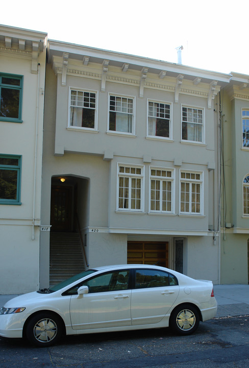 418 Funston Ave in San Francisco, CA - Building Photo