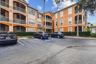 5000 Culbreath Key Way in Tampa, FL - Foto de edificio - Building Photo