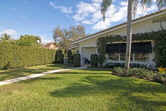 221 N Swinton Ave in Delray Beach, FL - Building Photo - Building Photo