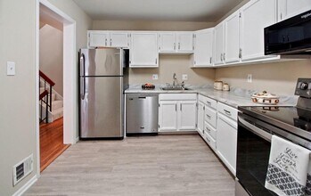 6206 Dimrill Ct in Fort Washington, MD - Building Photo - Building Photo