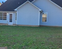 1555 Logan Ln in Mcdonough, GA - Building Photo - Building Photo