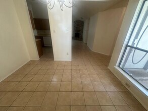 9515 Brook Green in San Antonio, TX - Building Photo - Building Photo