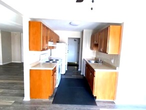 6 Villa Verde Dr in Buffalo Grove, IL - Building Photo - Building Photo