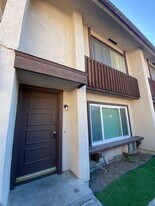 2653 Phipps Ave in Simi Valley, CA - Building Photo