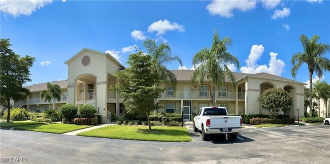 21350 Lancaster Run in Estero, FL - Foto de edificio - Building Photo