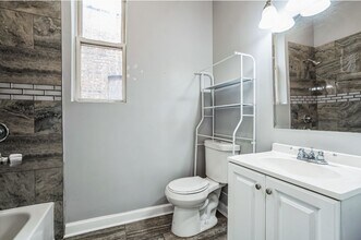 1319 W Garfield Blvd in Chicago, IL - Building Photo - Building Photo
