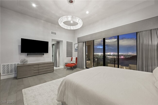 property at 1229 Starview Peak Ct