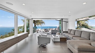 855 Santa Ana St, Unit 2FL in Laguna Beach, CA - Building Photo - Building Photo