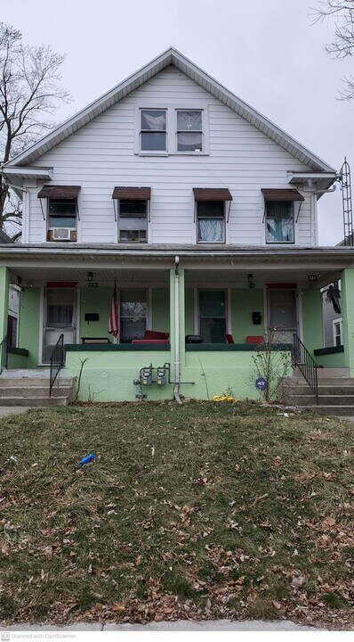 121-123 Missouri Ave in Dayton, OH - Building Photo