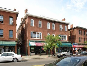 642 Park St in Hartford, CT - Building Photo - Building Photo