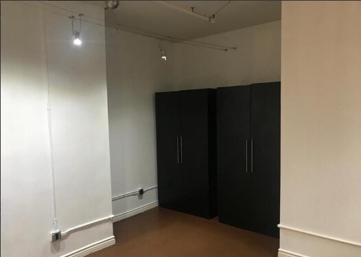 215 W 7th St, Unit 301 in Los Angeles, CA - Foto de edificio