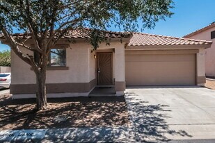 1538 S Danielson Wy in Chandler, AZ - Building Photo