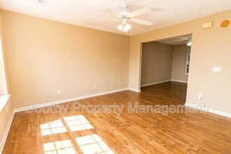 5437 Blue Oak Dr in Chattanooga, TN - Building Photo - Building Photo