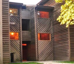 709 West Green Street in Urbana, IL - Foto de edificio - Primary Photo