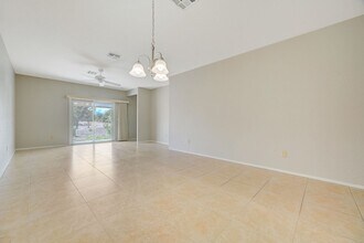 7925 Fantail Dr in North Las Vegas, NV - Building Photo - Building Photo
