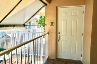 4330 NW 79th Ave in Doral, FL - Building Photo