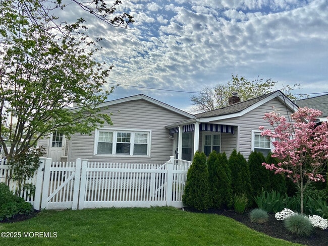 property at 119 S Station Ave