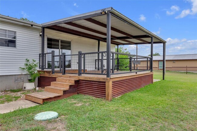 7012 Bronco Ct in Buda, TX - Building Photo - Building Photo