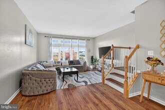 25065 Riding Center Dr in South Riding, VA - Building Photo - Building Photo