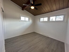 3032 N Rockton Ave in Rockford, IL - Building Photo - Building Photo