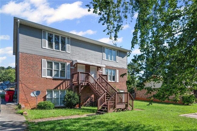 2122 Fieldstone View Ct SE in Conyers, GA - Building Photo - Building Photo