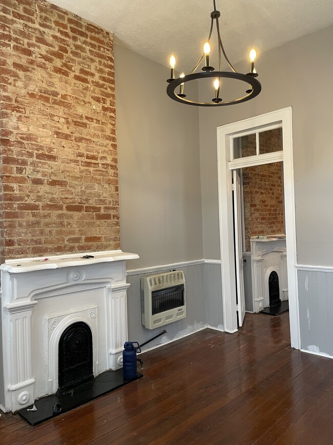 2439 Second St, Unit Don or Sharon in New Orleans, LA - Foto de edificio - Building Photo