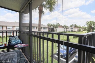 3563 Antarctic Cir in Naples, FL - Building Photo - Building Photo